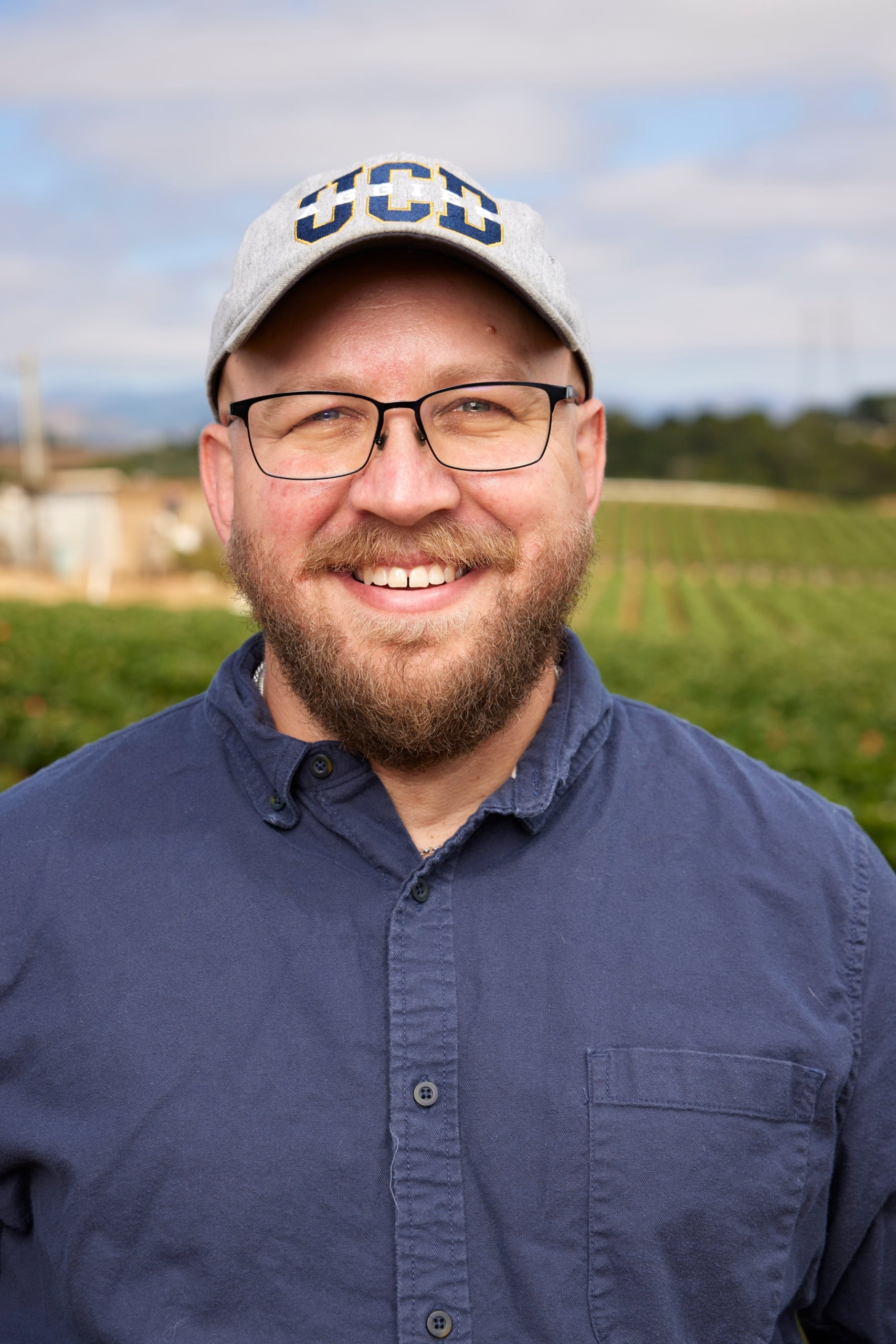 Dr. Mitchell Feldmann headshot